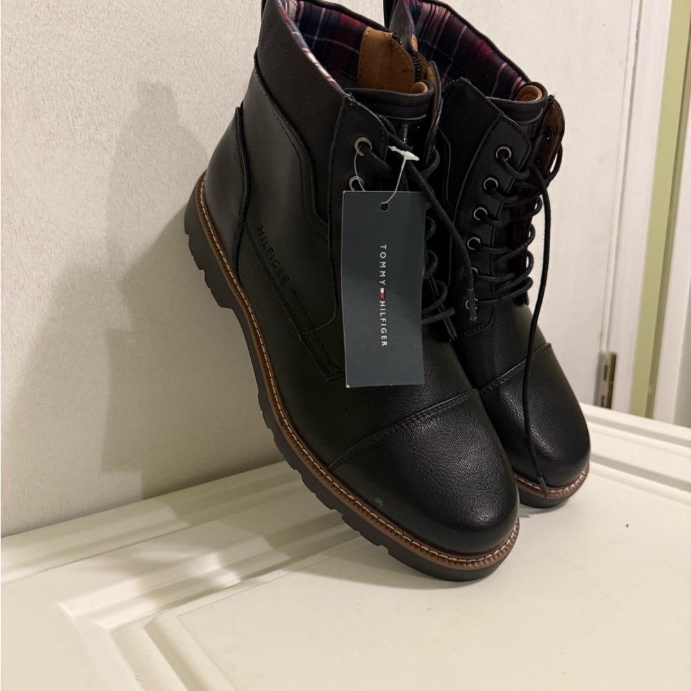 Tommy Hilfiger Men's Tarlin Fashion Boot new size 10.5 men H20N17 - Picture 7 of 15